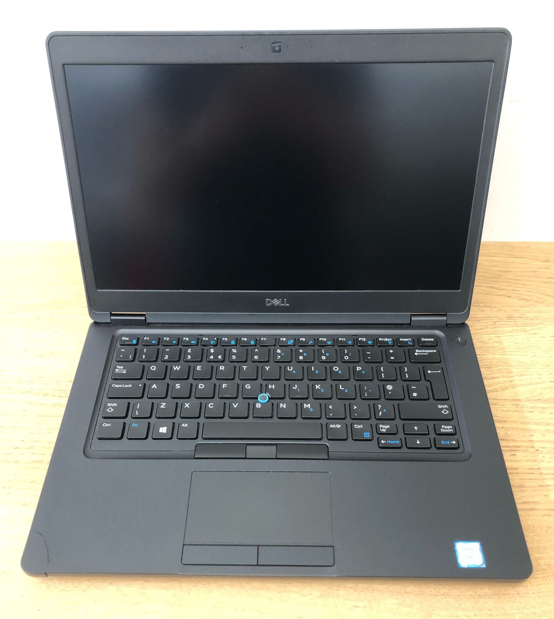 LATITUDE 5490